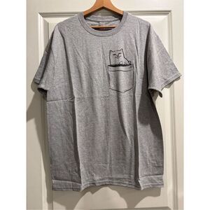 Kitty in my Pocket T-shirt size Large